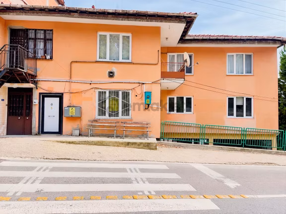 İzmit 28 Haziran Mahallesi 250m2 Kiralık Ofis / Büro 1