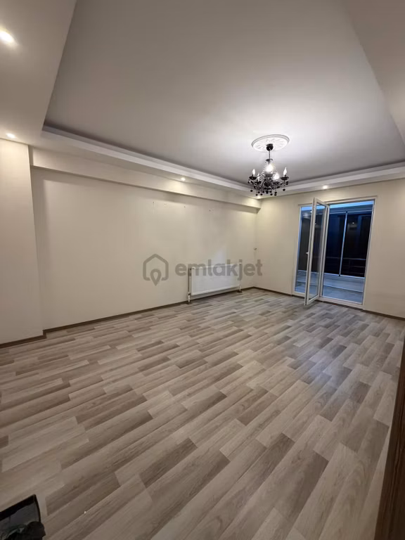 Muratlı Kurtpınar Mh Satılık 2+1 Daire 1