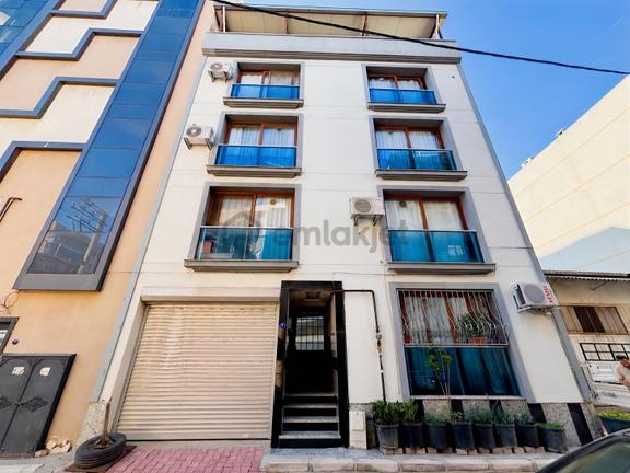 Anadolu Caddesinde Merkezi Konumda Eşyalı 1+1 Satılık Daire 1