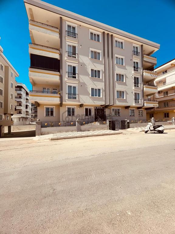 Hadi Gayrimenkluden Yenibeşevle Karakol Arkası Satılık 3+1 Daire 2