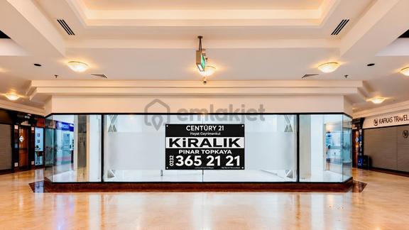 Hilton Otel Çarşı İçinde Kiralık 120m² Mağaza/ofis 1