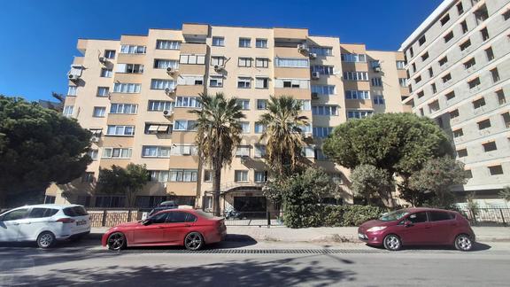 Sakarya Caddesi Üzerinde Satılık 3+1 Daire 1