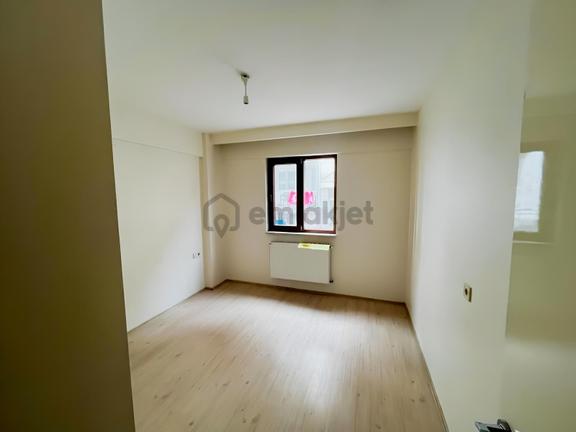 Saltak Caddesine Yakın Sıte Içerısınde 2+1 Kiralık Daire 2