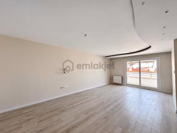Ordu Bulvarı Yakını, Kapalı Mutfak, Sıfır Tadilatlı 3+1 Daire 2