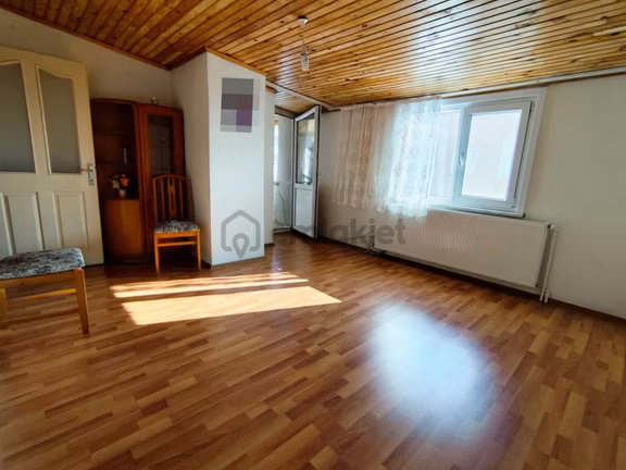 Mertcan'dan Çarşı Mah 33m2 Arsa Paylı Balkonlu 3+1 Çatı Katı Daire 1