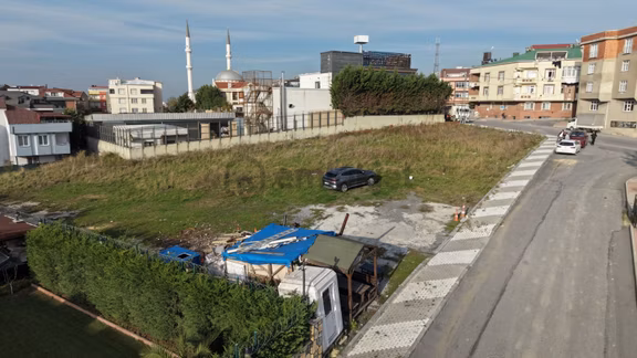 Arnavutköy Taşoluk Fatih Caddesine Yakın 2