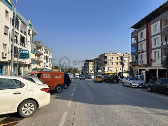 Doğa Dostu'ndan Cadde Üzeri 230m2 Vitrin Değerli Köşe Dükkan 1