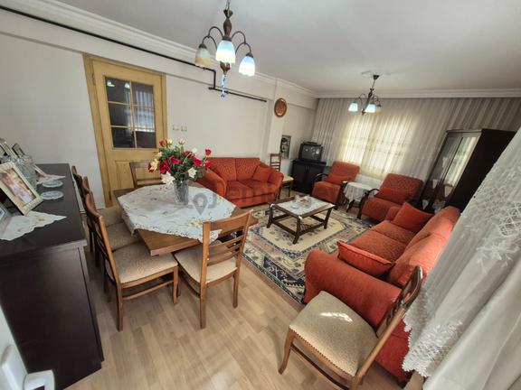 Buca Laleli'de 3+1 Açık Otoparklı(evim Sistemine Uygun,sınırsız Kıredi İmkanı,eşyalı&eşyasız)daire) 2