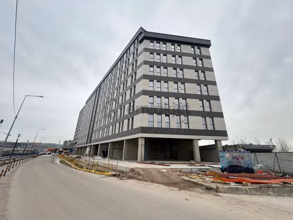 Cash'ten Kocaeli İzmit Symbol V Office'de Kiralık 1+1 Ofis 2