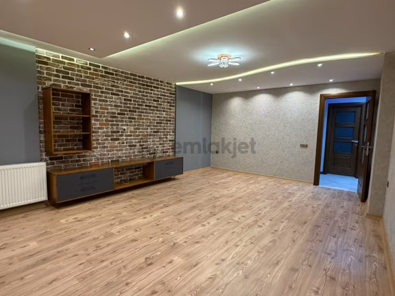 Sahibinden Pınar'da Site İçi Tek Blok 9. Kat İskanlı 4+1 Satılık 2