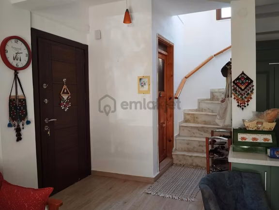 Burhaniye Pelitköy İçmelerde 2 Katlı Yaz Kış Oturulmakta 2