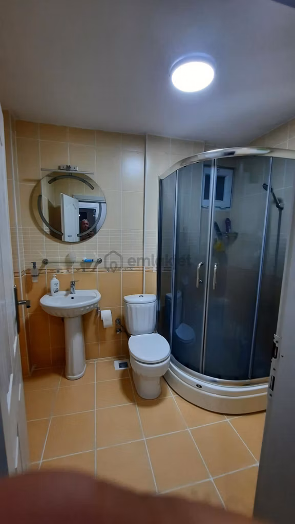 Samsun Atakum Mevlana Mahallesi'nde Asansörlü 4.kat 4+1 Kiralık Daire 1
