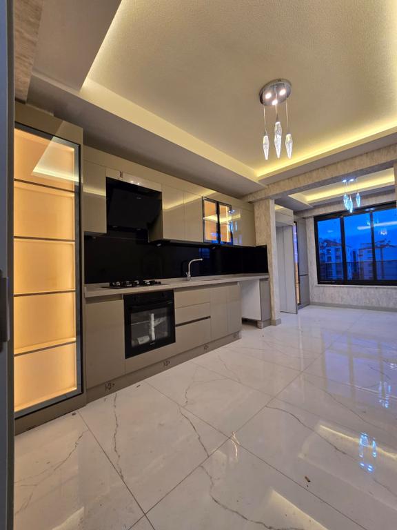 Yüksel Şahin'den Yazır'da Sıfır Kiralık 2,5+1 Tramvaya 100 M 2
