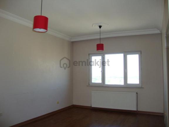 Küçükçekmece Atakent Toki Manolya Sitesinde 2+1 Satılık Daire 2