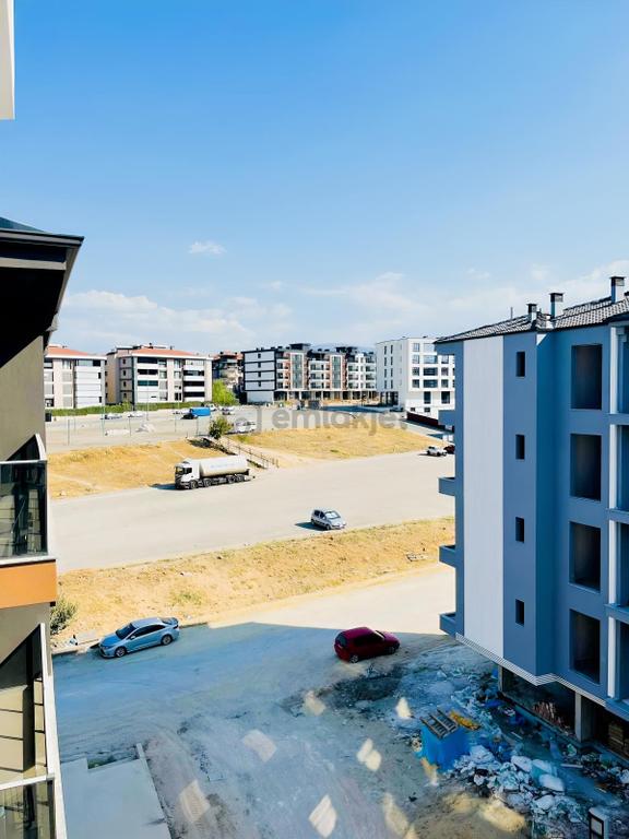 Hastaneye 2 Dakika Mesafede Engelli Girişine Uygun Apart 2