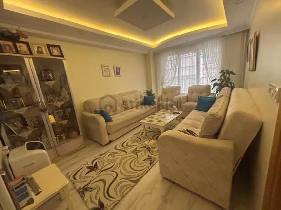 İstanbul Bahçelievler Kocasinan Mah De Satılık 88m² 2+1-yüksek Giriş Kat Daire 1