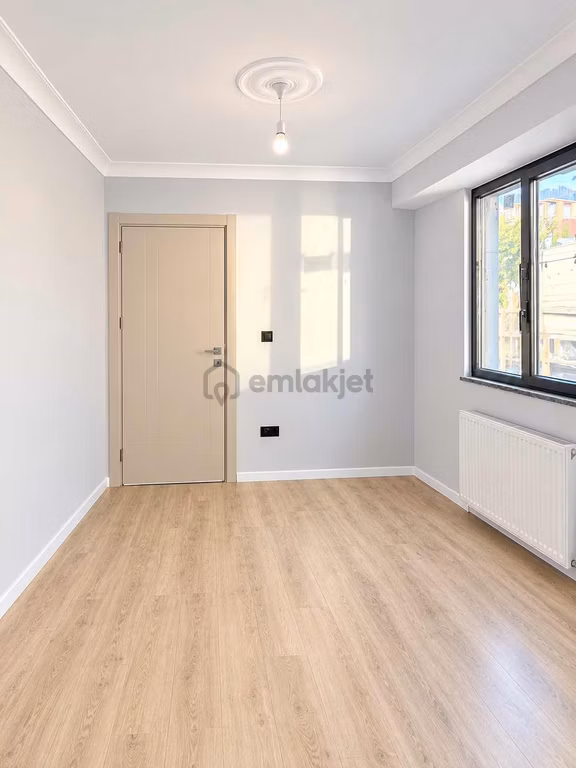 Avrasya Yapıdan Merkezi Konumda Kiralık 1+1 2