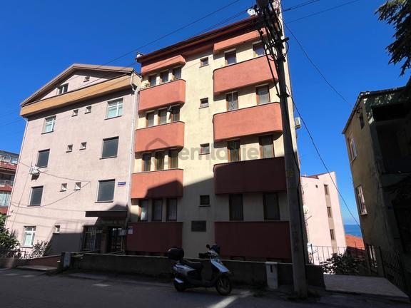 Zonguldak Bahçelievler'de Deniz Manzaralı Satılık 3+1 Daire 1
