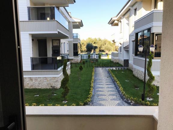 Molvabeyi Emlaktan Site İçerisinde Geniş 2+1 Daire 1