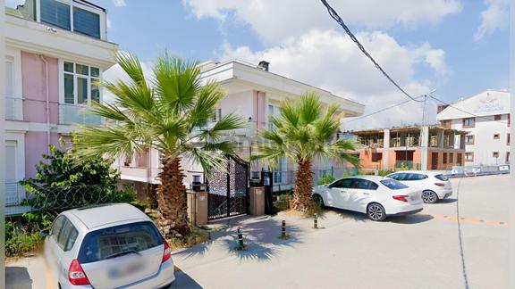 Küçükdeveci Konaklarında Eşyalı | 3+1 Satılık Bakımlı Daire 1