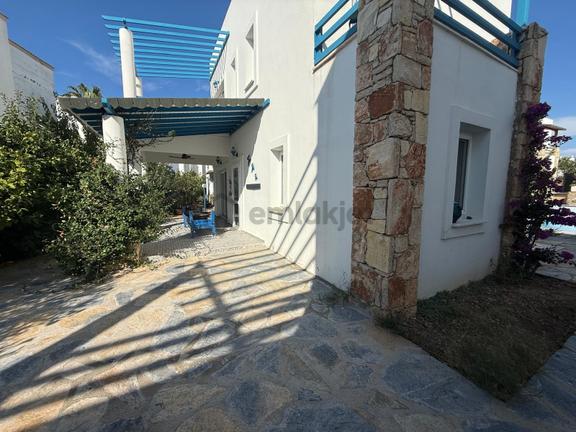 Bodrum Gümüşlük'te Havuzlu Site İçinde Müstakil Fırsat Villa 2