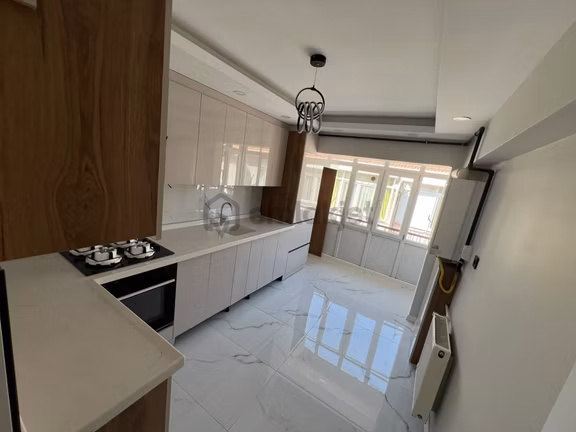 Sincan Akşemsettin Mhde 3+1 Bağımsız Full Yapılı Trene Merkeze Yakın Konumda Daire 2