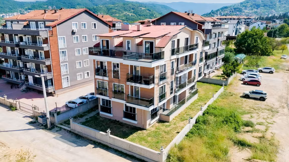 Gölcük Merkez'de Fırsat Fiyata Sıfır Arakat 3+1 Satılık Daire 1
