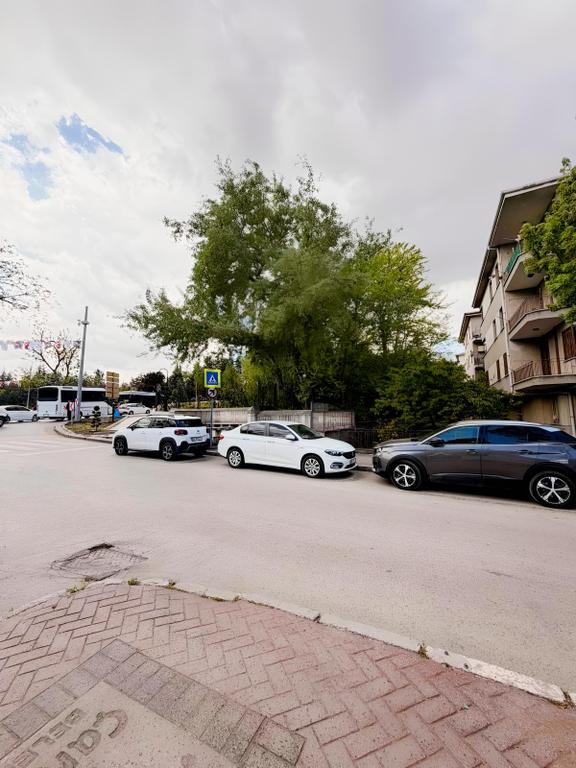 Mebusevlerinde Anıtkabirin Köşesinde Satılık 3+1 Daire 2