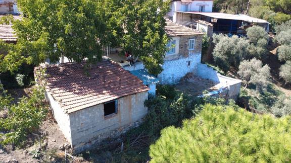 Remax Pin'den Koçarlı Birci'de Satılık Müstakil Ev Ve Arsası 2