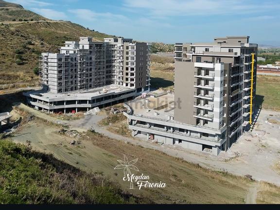 Meydan Feronia • Ephesus Blok Havuz Cepheli & Çarşı Konseptli Lüks 4+1 Daire 1