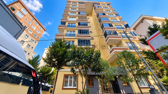 Çekmeköy Taşdelen'de Lüks/ Otoparklı/arakat /3+1 1