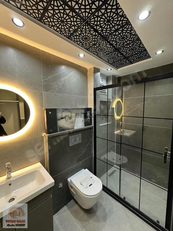 Toprak Emlak'tan Şehitlik Mahallesinde 4+1 Kiralık Daire 2