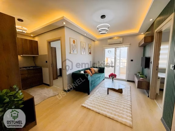 Üstünel'den Havuzlu Site İçerisinde Şehir Manzaralı 2+1 Daire 2
