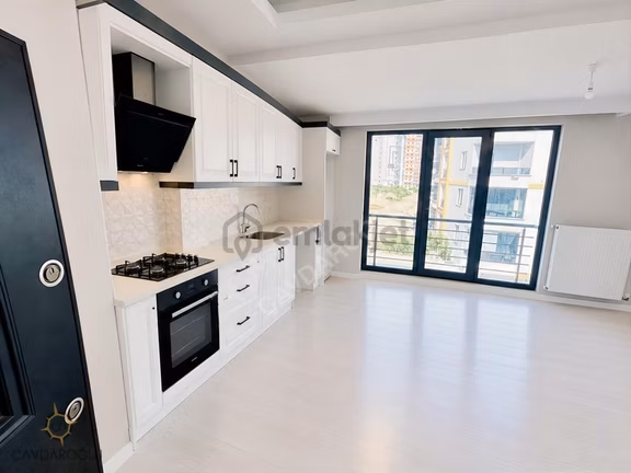 Atakent Mahallesinde Kamalı Toki Yoluna Yakın Kiralık 1+1 Daire 2