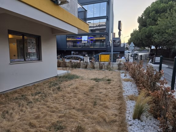 Gaziemir Merkezde Bahçeli, Çift Banyo, Yeraltı Otoparklı, Sıfır 2