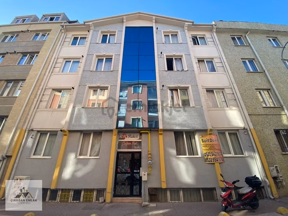 Çırağan Emlak'tan Yenibağlar Mah.açıköğretim Binası Yakını 1+0 1