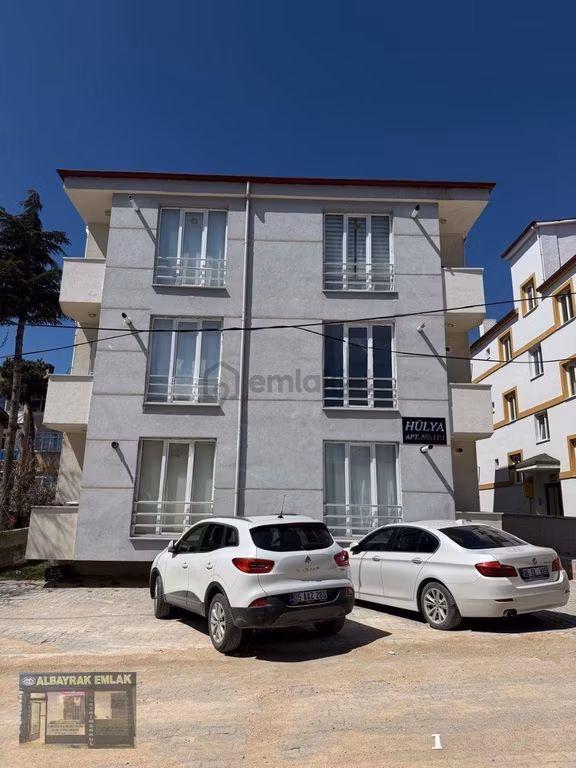 Albayrak'tan Satılık Eşyalı 1+1 Daire 2