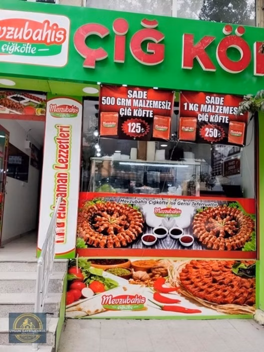 Gop Yıldız Tabya Cadde Üzerinde Oturmuş Çiğköfte Dükkanı 2