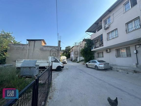 Bornova Meriç Mahallesin' De Tek Tapu Arsa 2