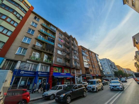 Rw Lıfe// Bahçelievler Mh. Seylap Cadde Üzeri Kiralık 2+1 Daire 1