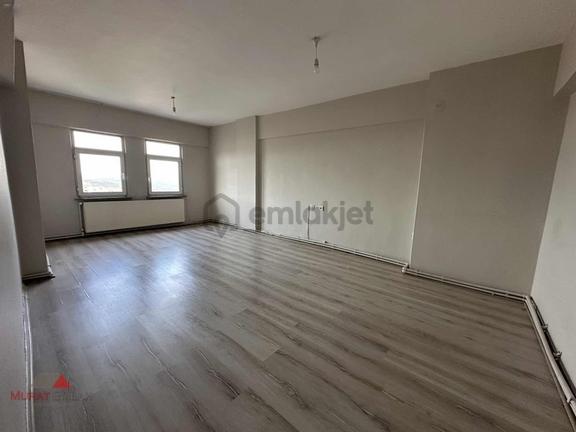 Murat Emlak'tan Kiralık 5.kat 2+1 Balkonlu Cadde Üstü Daire 1