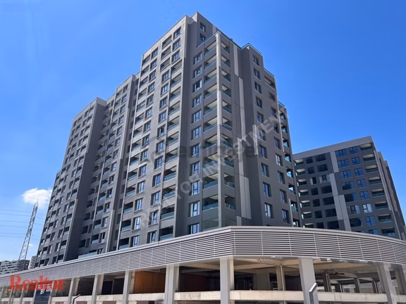 Ap İst Port Metroya Yakın 1+1 Özel Bahçeli Eşyalı Kiralık Daire 1
