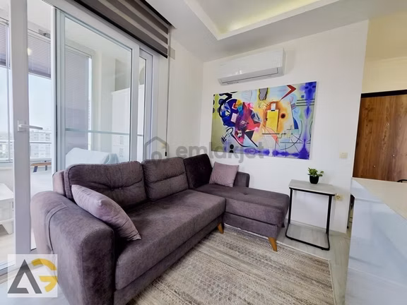 Auradan Üniversite Caddesinde Eşyalı Kiralık 1+1 Daire 2