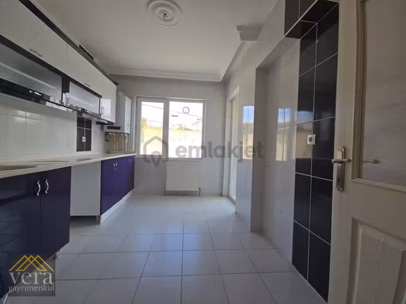Samsun Yolu Kenarında 3+1 Köşe Başı Çift Balkon Önü Açık Fırsat 2