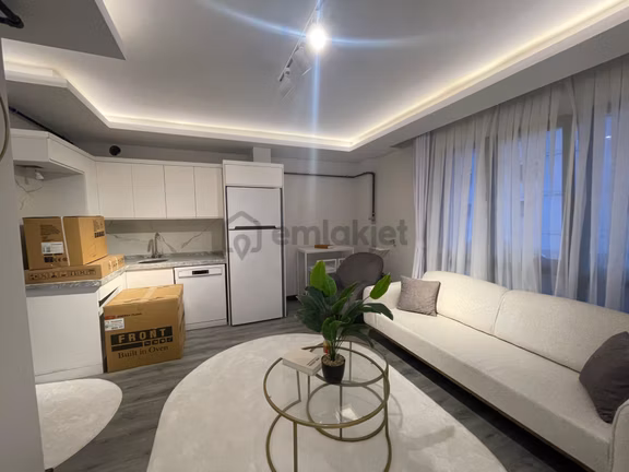 Mevlana Mahallesi Çağaloğluna Çok Yakın Yatırımlık 1+1 Eşyalı Daire 1