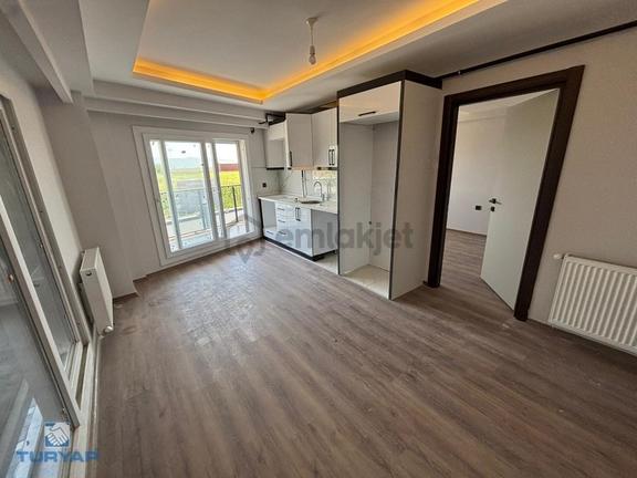 Turyaptan Pancar Da İzban Durağa 2 Safede 1+1 Kiralık Daire 1