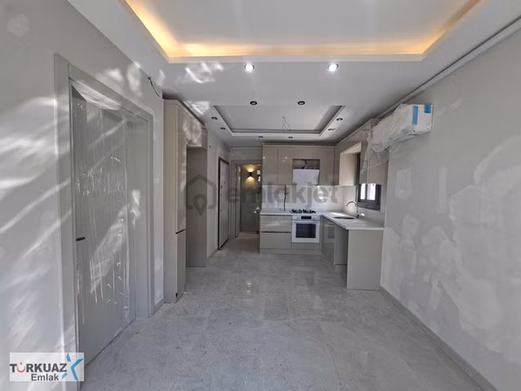 Torbalı İzbanın Yanınbaşında Yüksek Kredili Lüks Sıfır 1+1 1