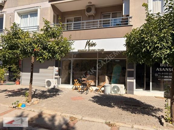 Gaziemir Atıfbey'de Satılık 60 M² Park Cepheli Dükkan 1