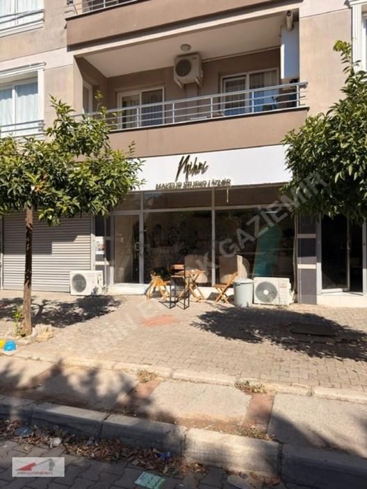 Gaziemir Atıfbey'de Satılık 60 M² Park Cepheli Dükkan 2