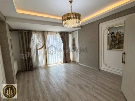 Bağcılar'da Ultra Lüks Kiralık Daire 2
